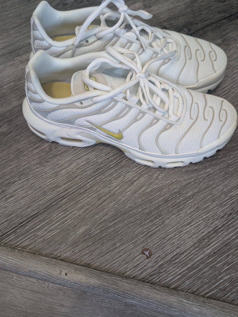 Nike Kids' White Mesh Athletic Sneakers with Yellow Accent